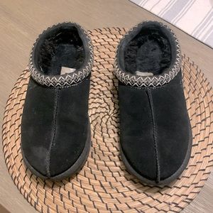 UGG Tasman Black Suede Slippers